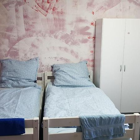 Handwerker Unterkunft Monteurzimmer Mit Gemeinschaftsbad In Brebach Saarbrucken Bagian luar foto